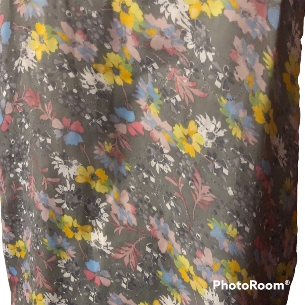 ⭐️ 3 For $15 Free People Intimately Satin Floral Blouse - Picture 4 of 6